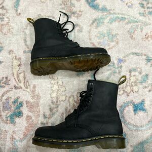 Doc Marten Boots with fuzzy interior